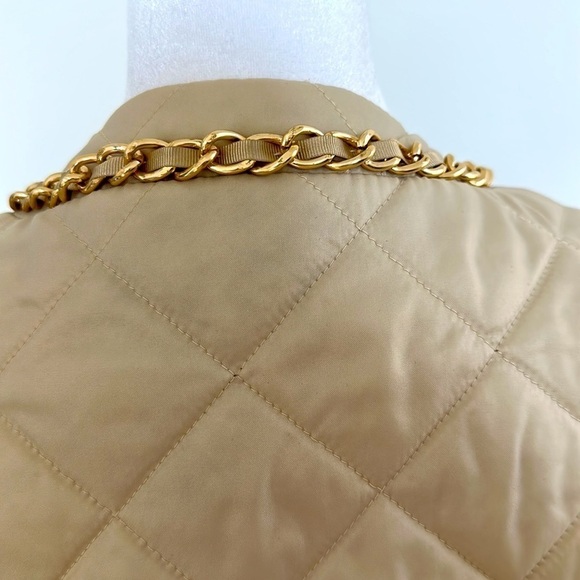 Rinacimento Short Waisted Quilted Crème Jacket. Size M - Picture 5 of 8